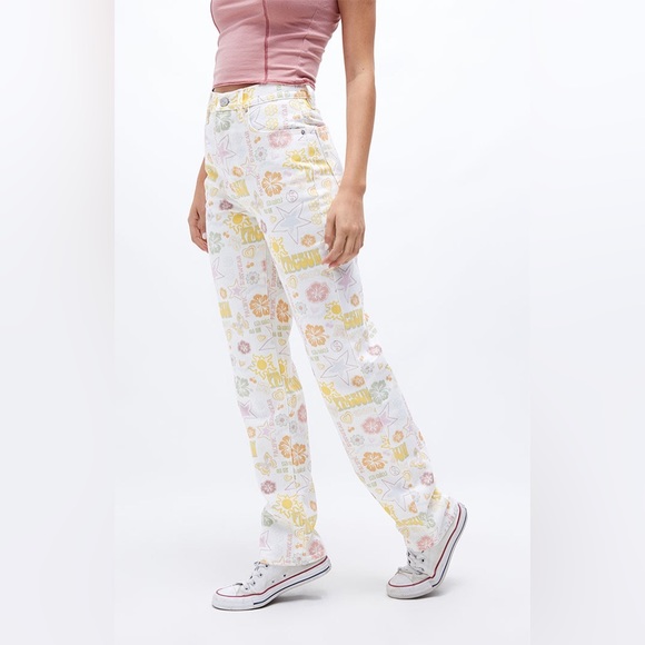 NWOT PacSun Mixed Pacific Sunwear Print Dad Jean in Size 24 - Picture 2 of 16